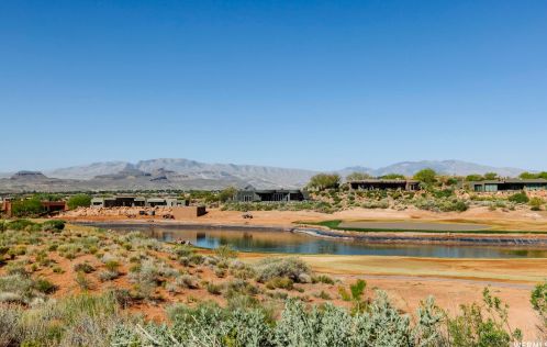 2255 Tuweap Dr, Saint George UT 84770-4799 exterior