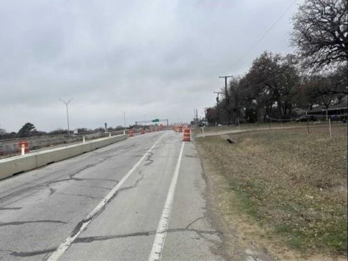 4627 California Pkwy, Fort Worth, TX 76119-7571