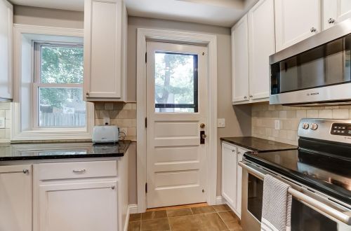 1306 Duncan Ave, Cincinnati OH 45208-2312 exterior