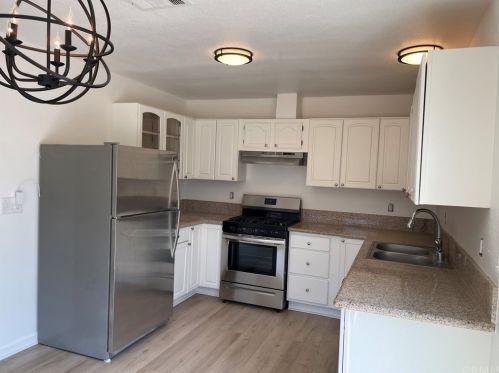 9215 Admiralty Ave, Riverside CA  92503-3348 exterior