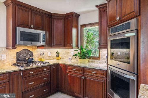 7015 Pindell School Rd, Fulton MD  20759-9715 exterior