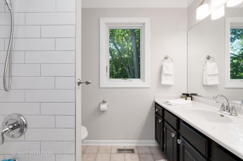 40 Peiffer Ave, Lemont IL  60439-3845 exterior