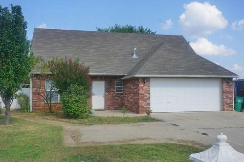 2502 Southfork St, Springdale, AR 72764-7256