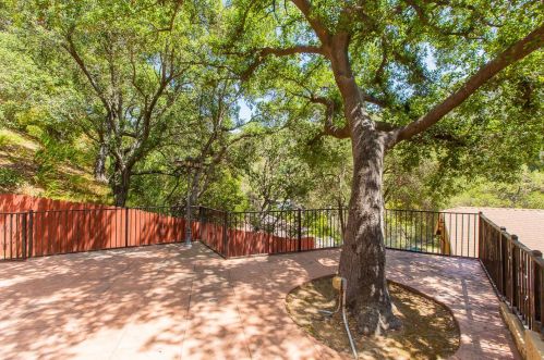 2411 Chevy Chase Dr, Glendale CA  91206-4525 exterior