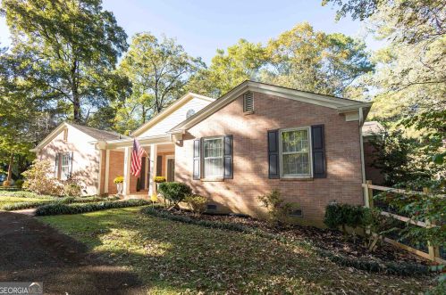 301 Warthen St, Lafayette, GA 30728-2528