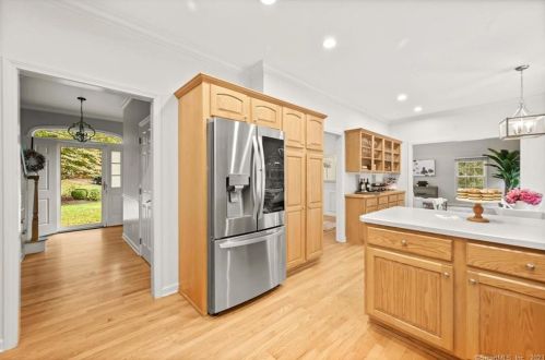 63 Turkey Roost Rd, Upper Stepney CT  06468-3127 exterior