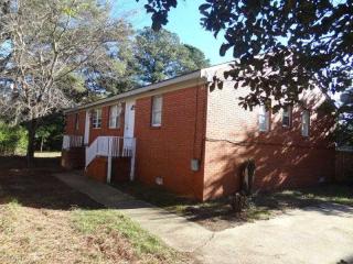 9558 12th Bay St, Norfolk, VA 23518-1305