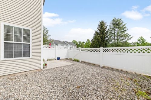 203 Cricket Hill Cir, Princeton NJ  08540-9010 exterior