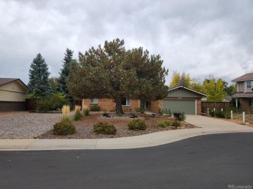 12053 Hawaii Cir, Denver, CO 80012-5233