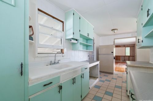 2687 Gardenia St, Honolulu HI  96816-3503 exterior