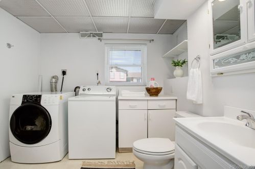 18034 Atlantic Dr, Aurora CO  80013-1321 exterior