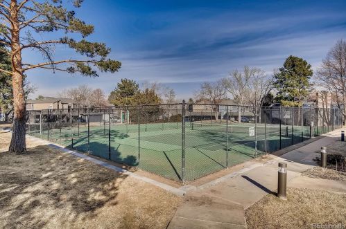 7337 Xenia Cir, Englewood CO 80112-1971 exterior