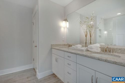 1521 Birnam Dr, Charlottesville, VA 22901-8926