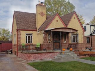 1575 Downing St, Denver CO  80205-5236 exterior