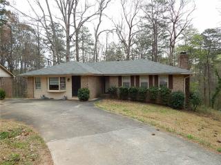 5111 Cavalier Dr, Mableton, GA 30126-1913