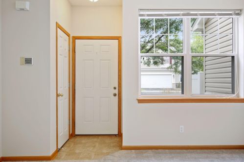 1516 Liberty Cir, Prior Lake, MN 55379-4545