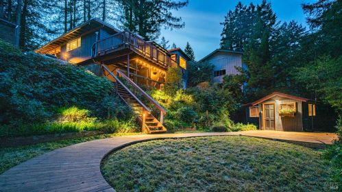 54 Magic Mountain Rd, Cazadero, CA 95421-9670