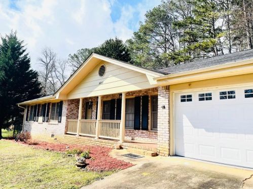 5657 Beechwood Dr, Stone Mountain, GA 30087-3027