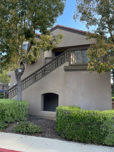 111 Cross Creek Rd, Orange, CA 92869-5858