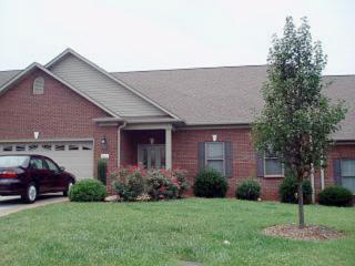 307 8th Ave, Conover, NC 28613-1796