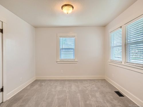 4043 Pennsylvania St, Englewood CO  80113-4745 exterior