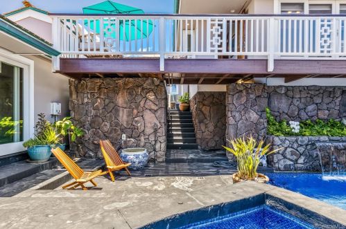 4140 Black Pt Rd, Honolulu HI  96816-4846 exterior