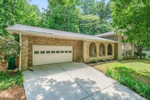 2587 Fontainebleau Ct, Atlanta GA  30360-1235 exterior