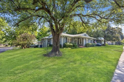 1118 Park St, Greenville, TX 75401-5437