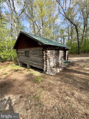 1765 Peters Mountain Ln, Upper Tract WV  26866 exterior