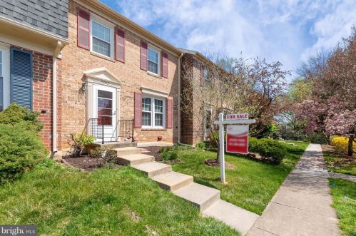 7468 Demille Ct, Annandale, VA 22003-5762