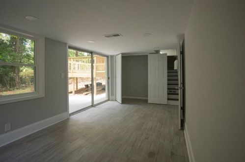 1733 Holly Ln, Atlanta GA  30329-3523 exterior