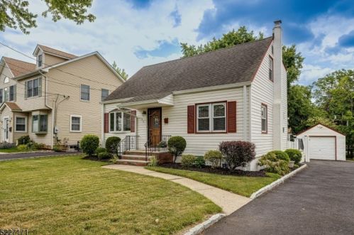 35 Roger Ave, Cranford, NJ 07016-2714
