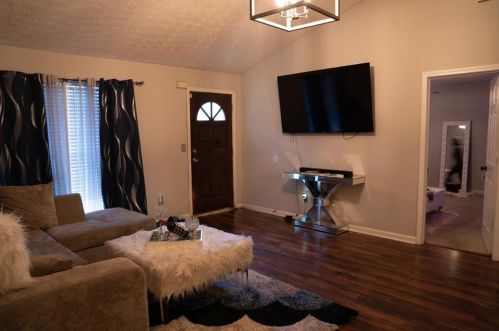 5397 Denny Dr, Atlanta, GA 30349-5205