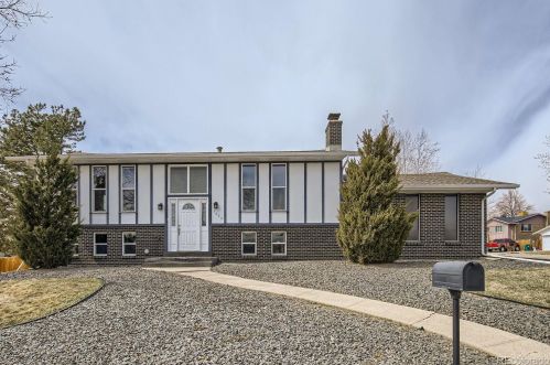 3673 Simms St, Denver, CO 80033-5333