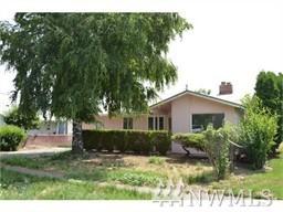 240 C St, Ephrata, WA 98823-1640