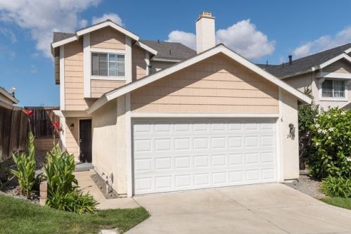 2410 Maravilla Way, Oceanside, CA 92056-3467