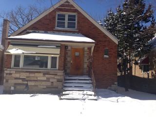 8032 Spaulding Ave, Chicago IL  60652-2611 exterior