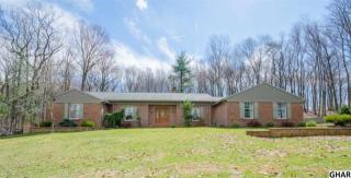 628 Aspen Ln, Lebanon, PA 17042-9069