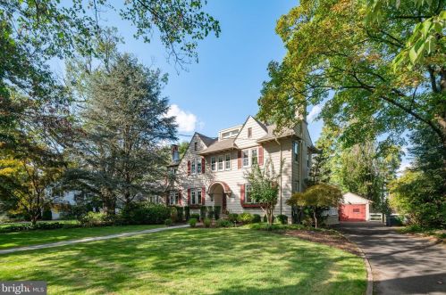 215 Mountwell Ave, Tavistock, NJ 08033-3819
