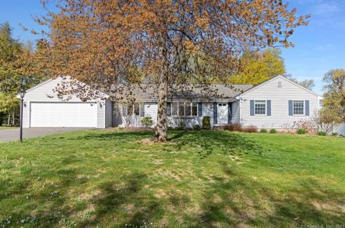 55 Bunker Hill Rd, Glastonbury, CT 06033-3329