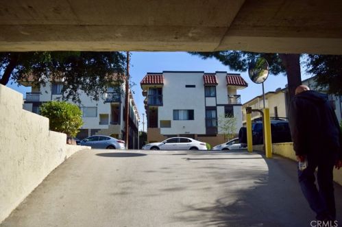 1043 Thompson Ave, Glendale CA  91201-1798 exterior