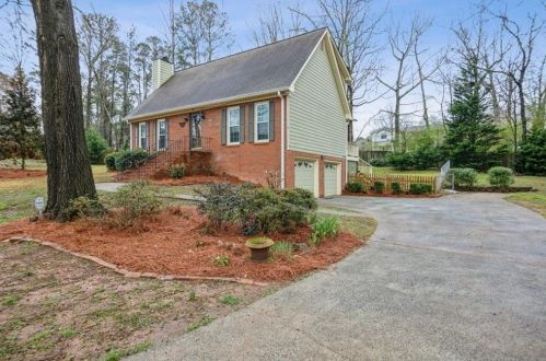 3035 Wax Wing Ct, Kennesaw, GA 30144-2909