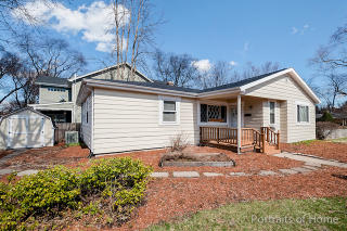 717 Forest Ave, Wheaton IL  60187-4341 exterior