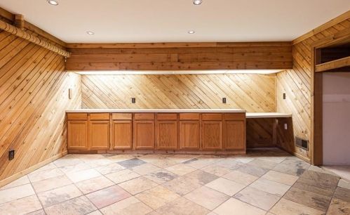 825 Moores Mill Rd, Atlanta GA  30327-1544 exterior