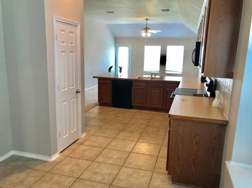 320 Mystic River Trl, Fort Worth TX  76131-4551 exterior