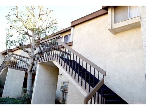 6824 Alondra Blvd, Paramount, CA 90723-3755