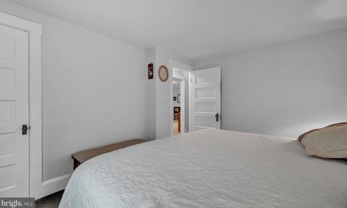 987 Baltimore St, Hanover PA  17331-4413 exterior