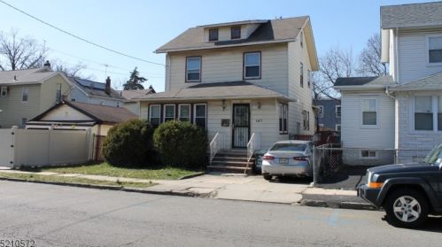 107 Howard St, Irvington, NJ 07111-3416