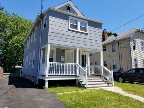 12 Sniffen St, Norwalk, CT 06851-6129