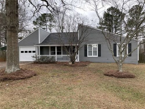 150 Apple Valley Dr, Holly Springs, GA 30188-4416